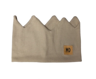 Žebrovaná korunka -béžová latte